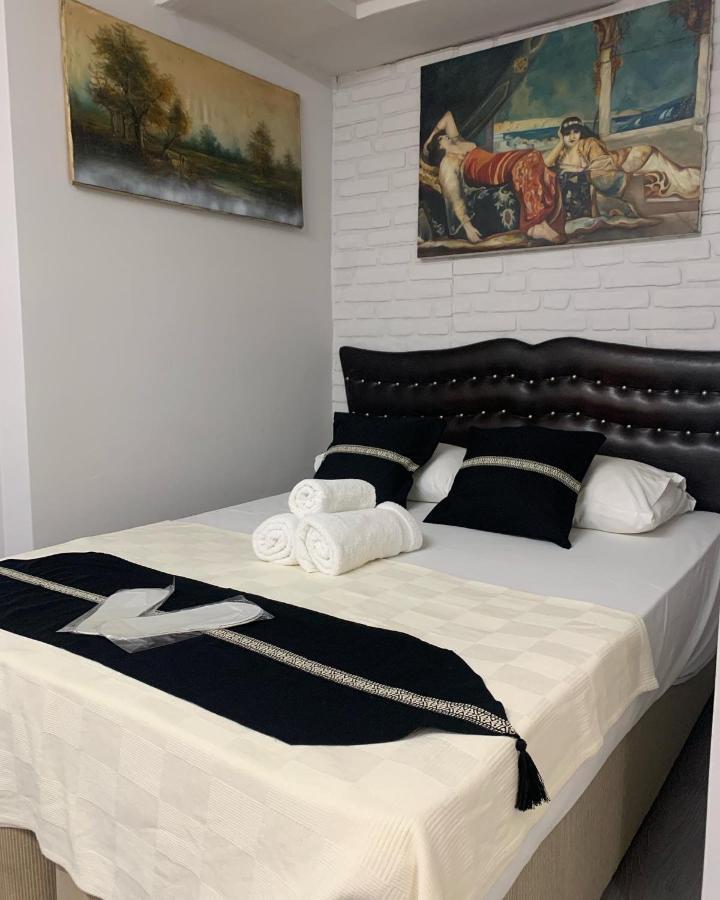 Antik Sofia Hotel Istanbul Exterior photo