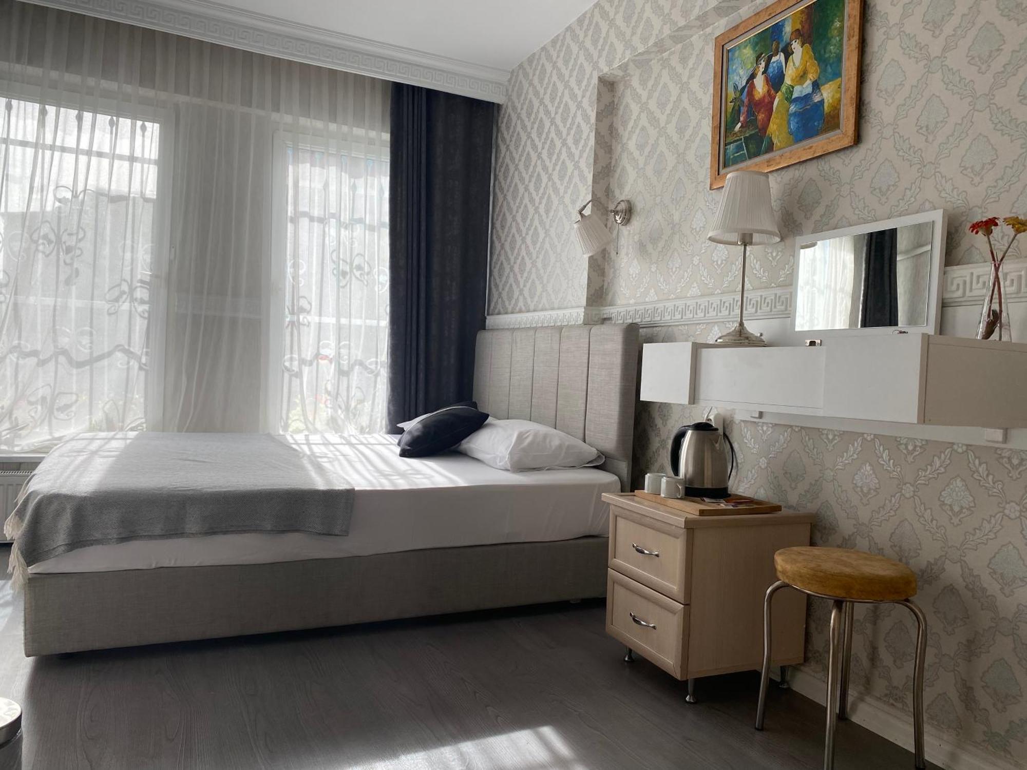 Antik Sofia Hotel Istanbul Exterior photo